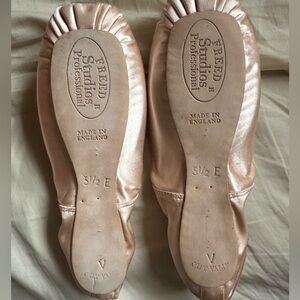 New Freed Studio Pointe Shoes
